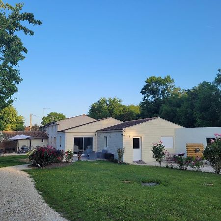 L'Atelier 7 Bed & Breakfast Saintes Luaran gambar