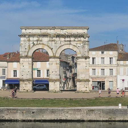 L'Atelier 7 Bed & Breakfast Saintes Luaran gambar